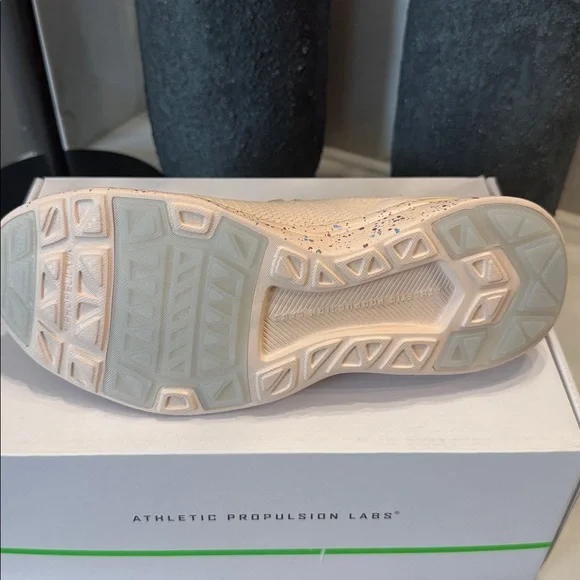 APL Women's Sneakers in Cream - Picture 5 of 8